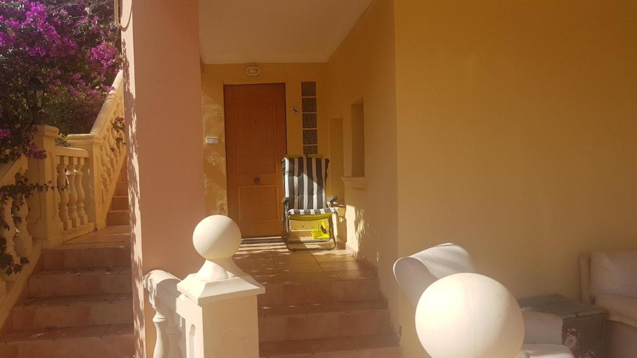 Villa Paloma Blanca 阿尔比尔 外观 照片